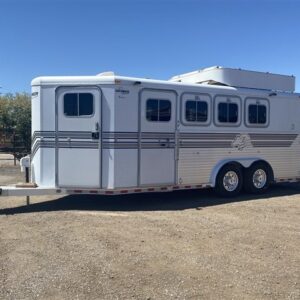2000 Sooner 4 Horse Bumper Pull Trailer