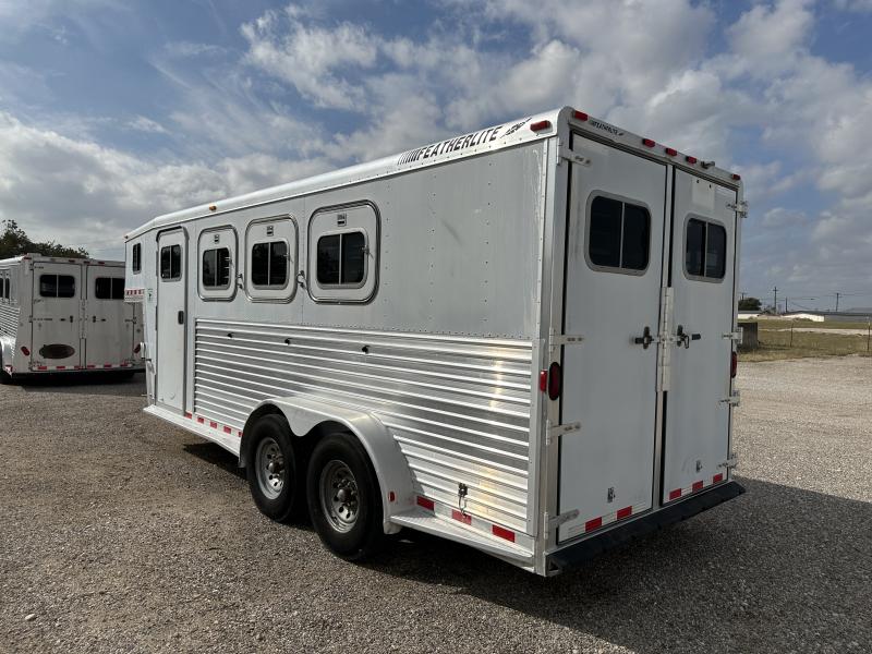 2000 Featherlite 3-Horse Gooseneck Trailer with Dressing Room