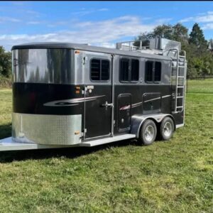 2005 Classic Aluminum 3 Horse “Monarch” Trailer (16 ft)